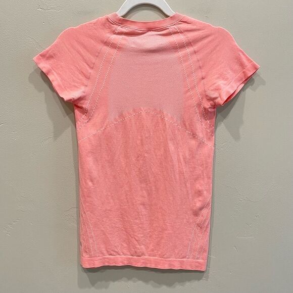 Z by Zella Bright Pink Seamless Top - Size: Small - Picture 2 of 7